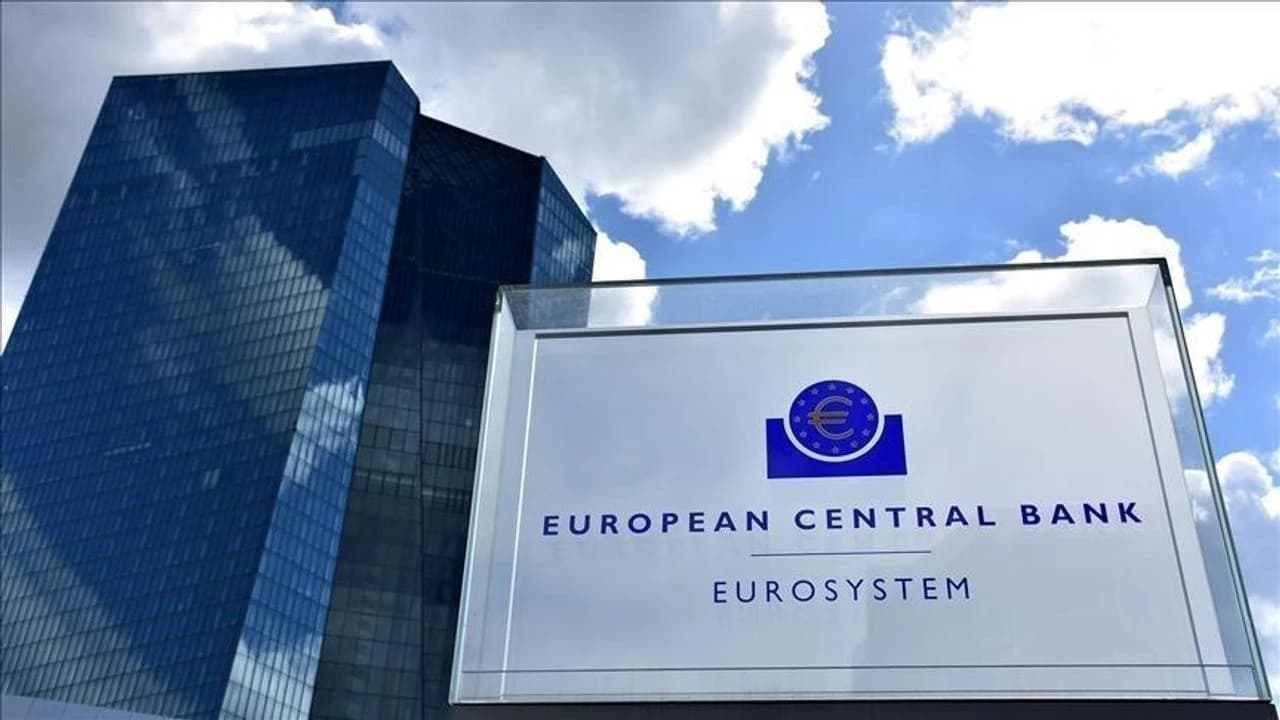 De Guindos: Küresel Gerilimler Avro Bölgesi Büyümesini Tehdit Ediyor