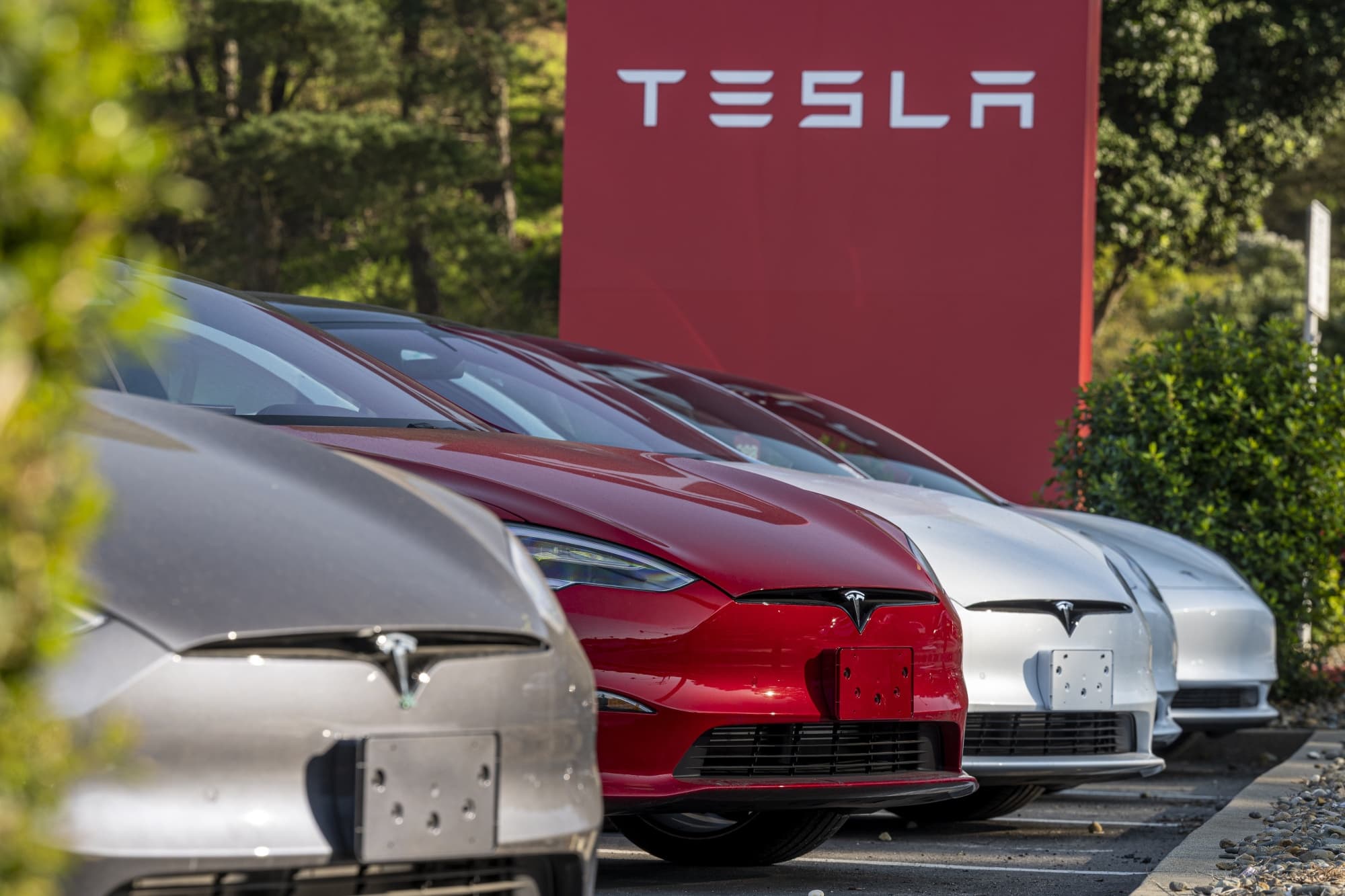 Lemonade’den Tesla FSD İçin Radikal Sigorta Modeli