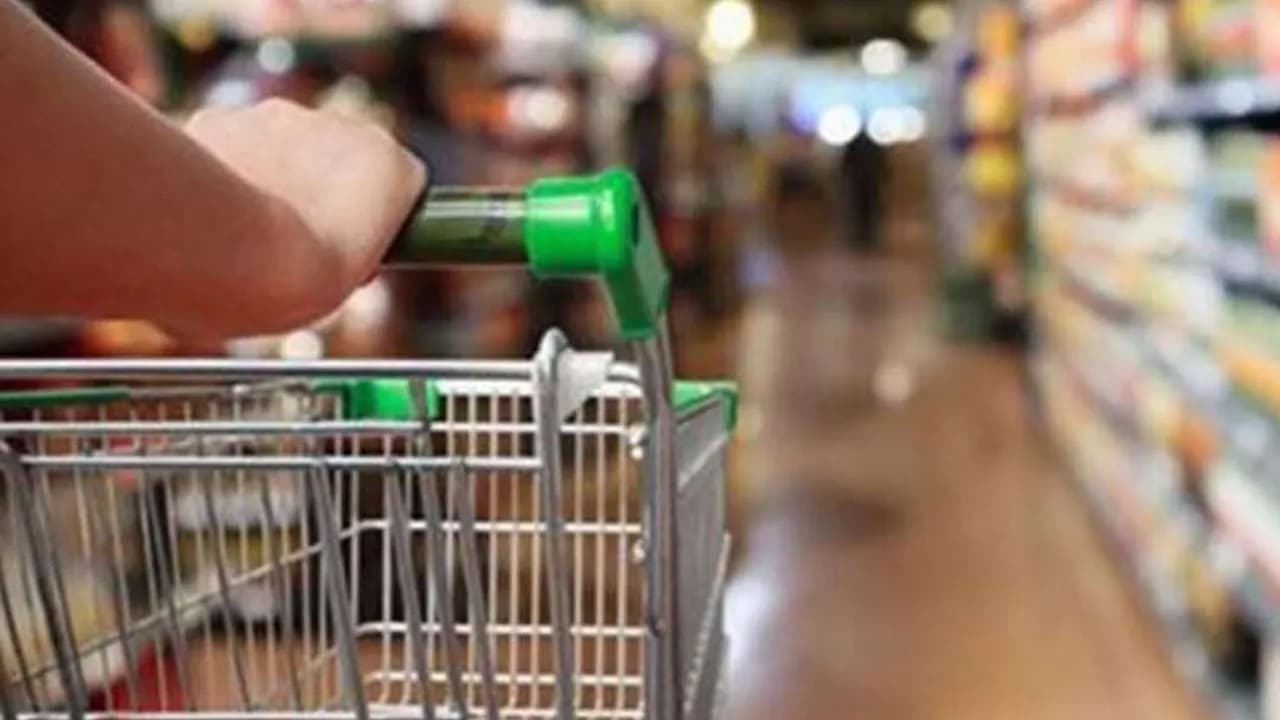 Birleşik Krallık’ta Perakende Satışlar Aralık’ta Canlandı: Yıllık %2,5 Artış Kaydedildi