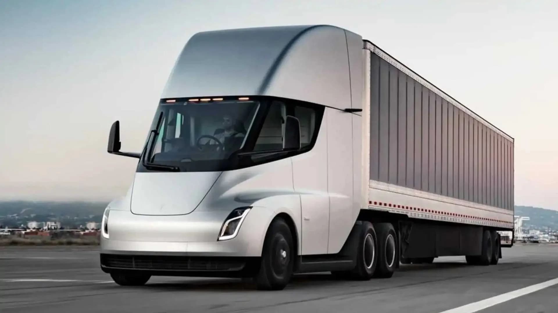Tesla Semi Gerçek Bir Ticari Ürün Olabilecek mi? Gözler 2026’ya Çevrildi
