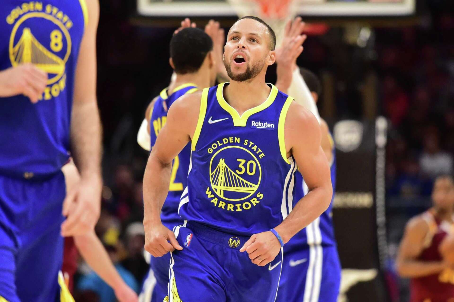Stephen Curry, NBA’de Normal Sezon Skorerler Listesinde İlk 20’ye Girdi