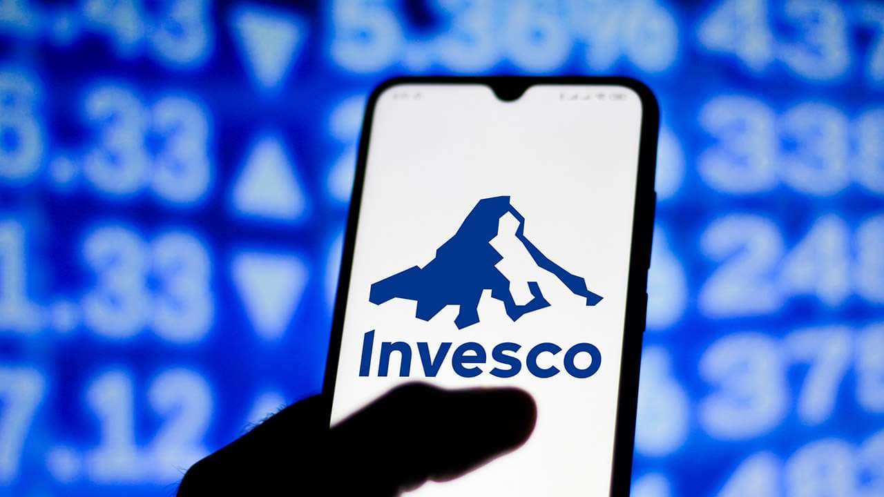 Invesco Hisseleri Kazanç Sürpriziyle Yükseldi, GAAP Zararı Piyasayı Endişelendirmedi