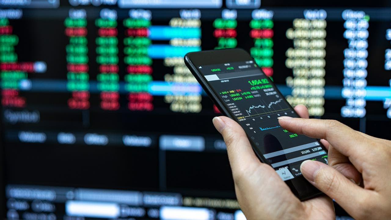 UBS: CTAs Hisselerden Çıkıyor, Döviz ve Enerjiye Yöneliyor