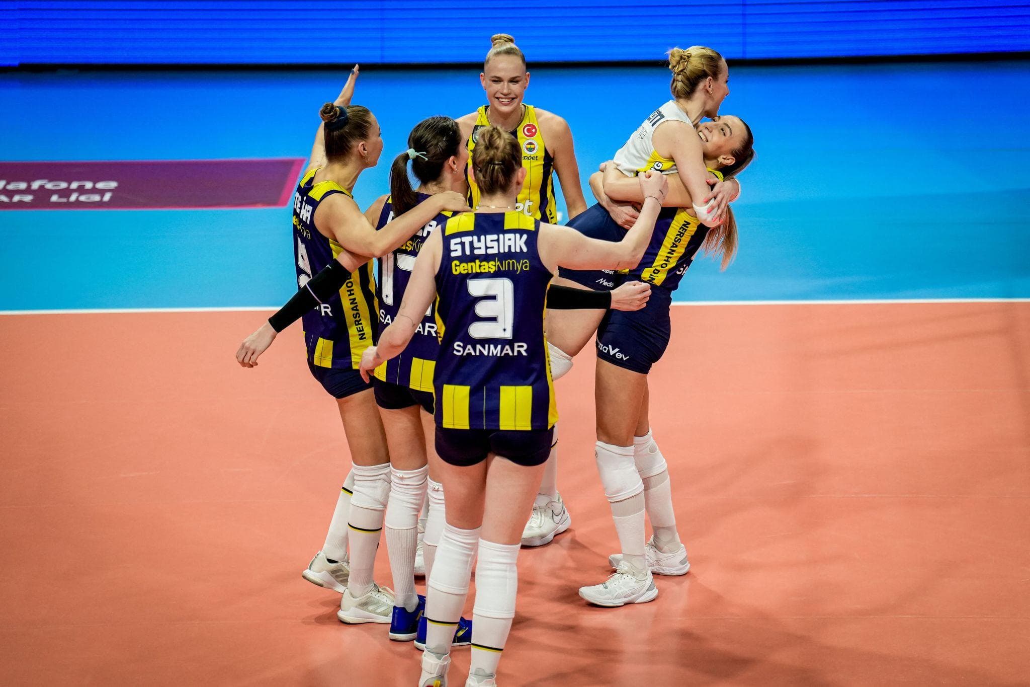 Sultanlar Ligi’nde son hafta öncesi tablo netleşti: Play-Off yarışında dört takım öne çıktı