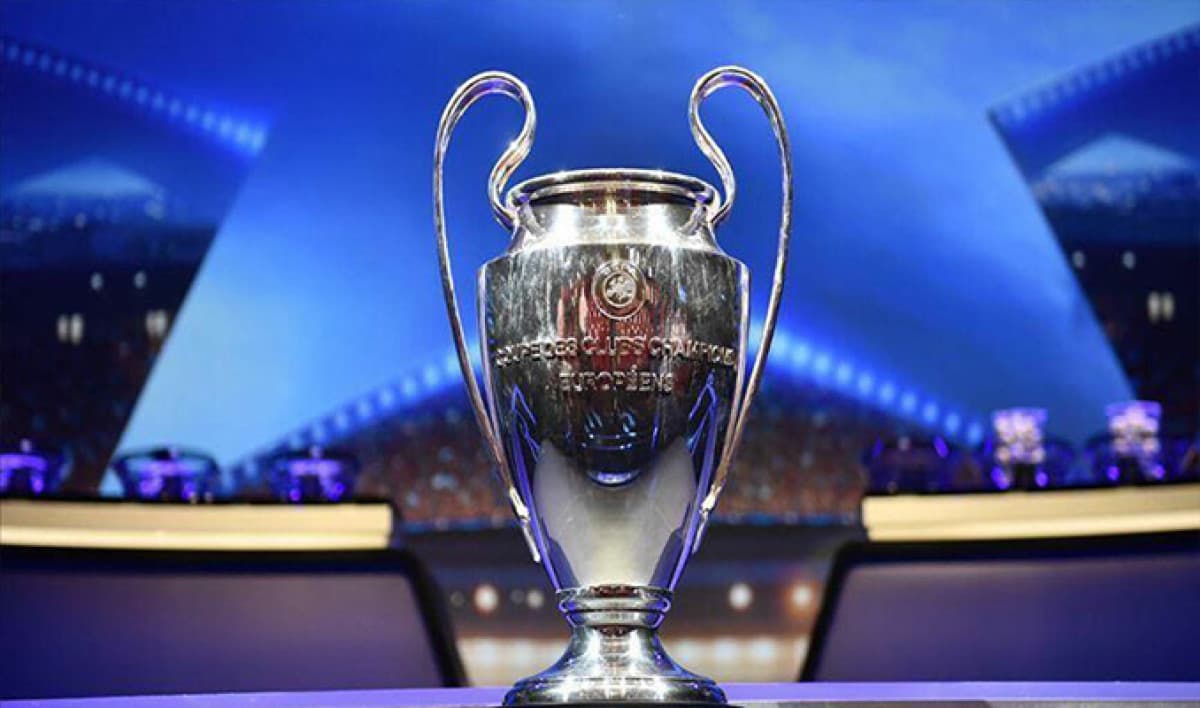 PSG, Bayern Münih'i eleyerek UEFA Şampiyonlar Ligi finalinde Arsenal'le eşleşti