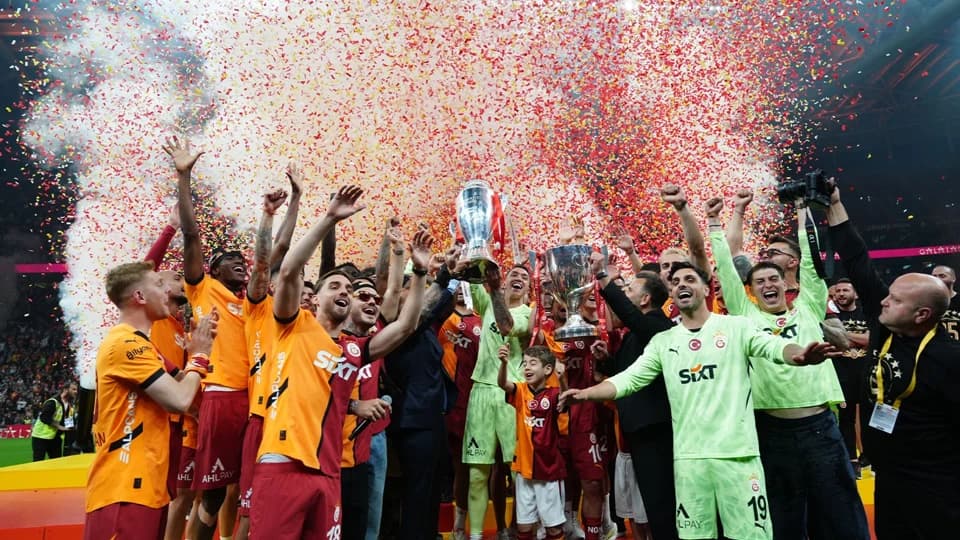Şampiyon Galatasaray! Sarı-Kırmızılılar Kupayı Yine Bırakmadı