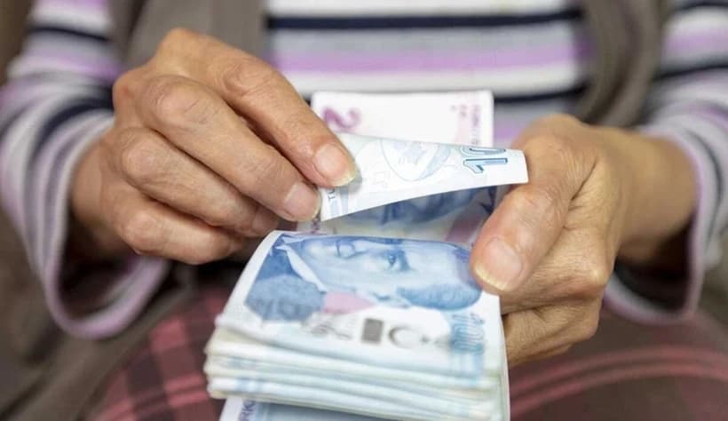 SGK, EYT Kapsamındaki Emeklilik Dosyalarını Yeniden İncelemeye Alıyor
