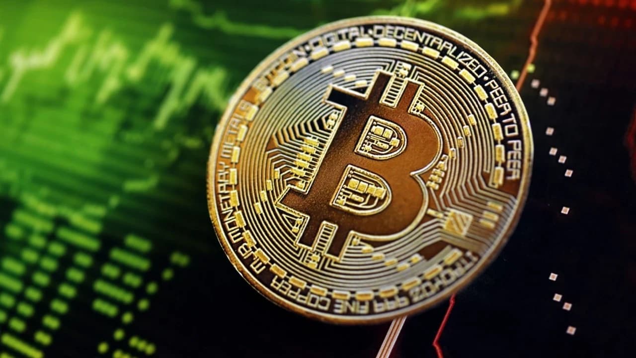 Bitcoin'de Sert Geri Çekilme: 70 Bin Doların Sınırına İndi