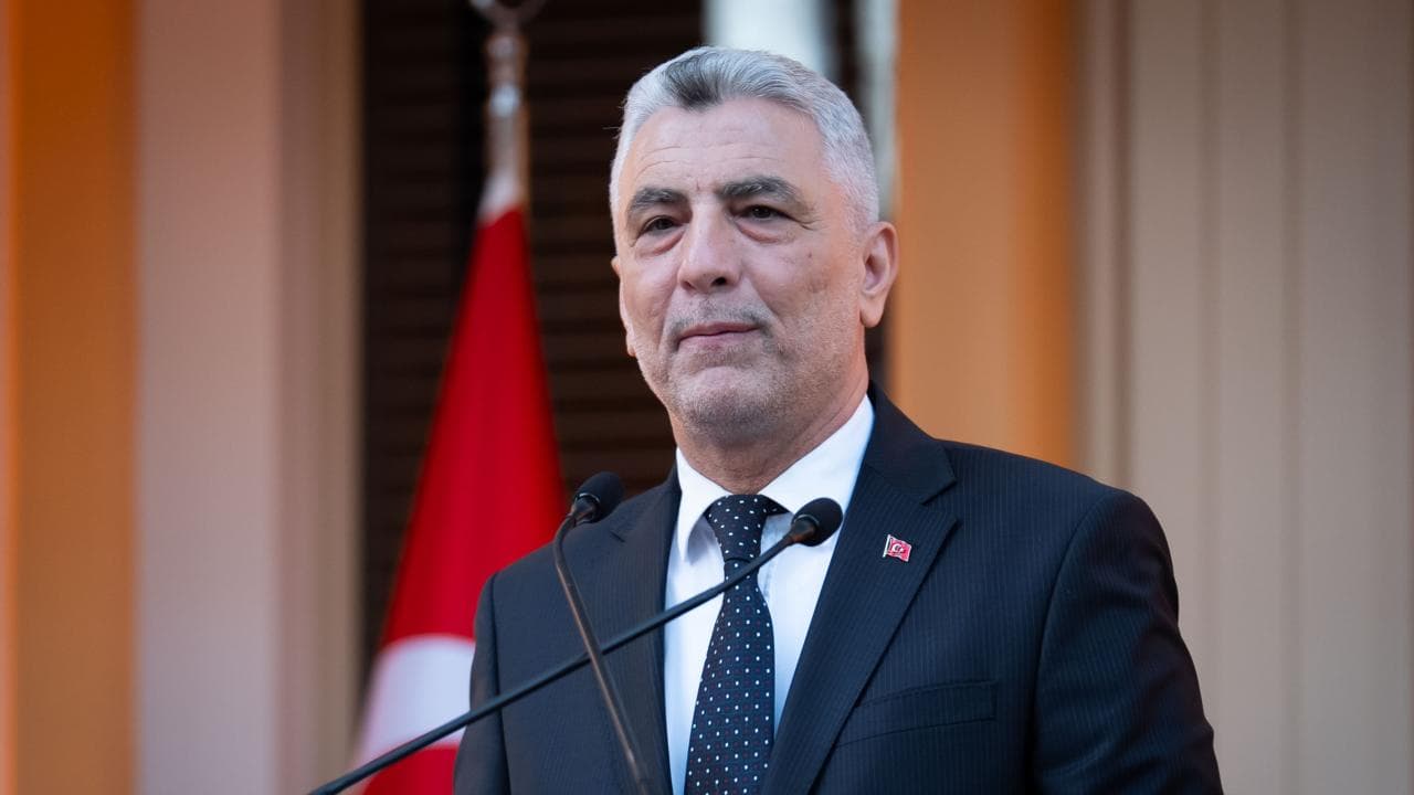 Ticaret Bakanı Bolat: Fransa ile dış ticaret hacminin 30 milyar dolara ulaşmasını hedefliyoruz