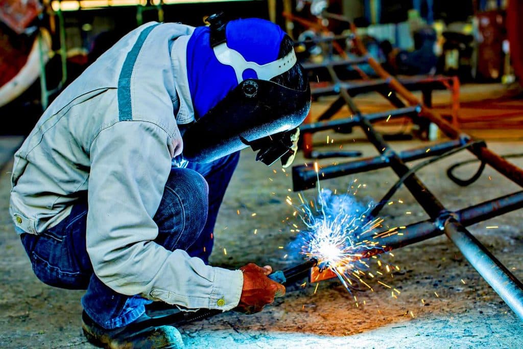 Nisan Ayında Ücretli Çalışan Sayısı Yıllık Bazda Yüzde 2 Arttı