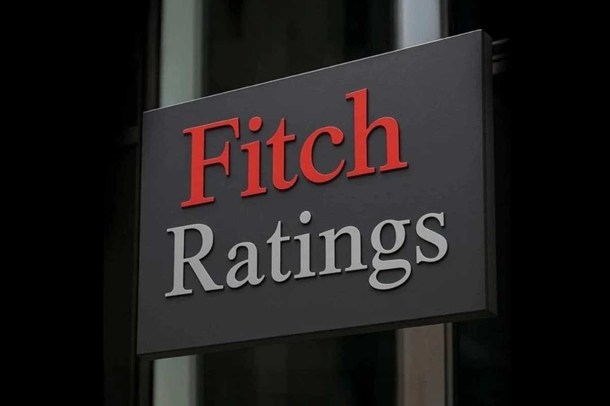 Fitch Ratings Türkiye ve Orta Doğu Bankacılık Görünümlerini Düşürdü