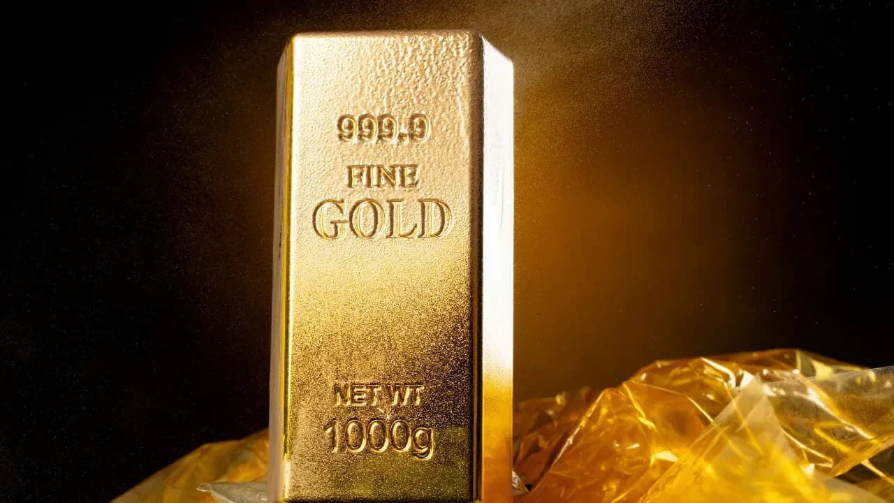Altın Fiyatları Ekim 2008 Sonrası En Sert Aylık Düşüşe Yaklaşıyor