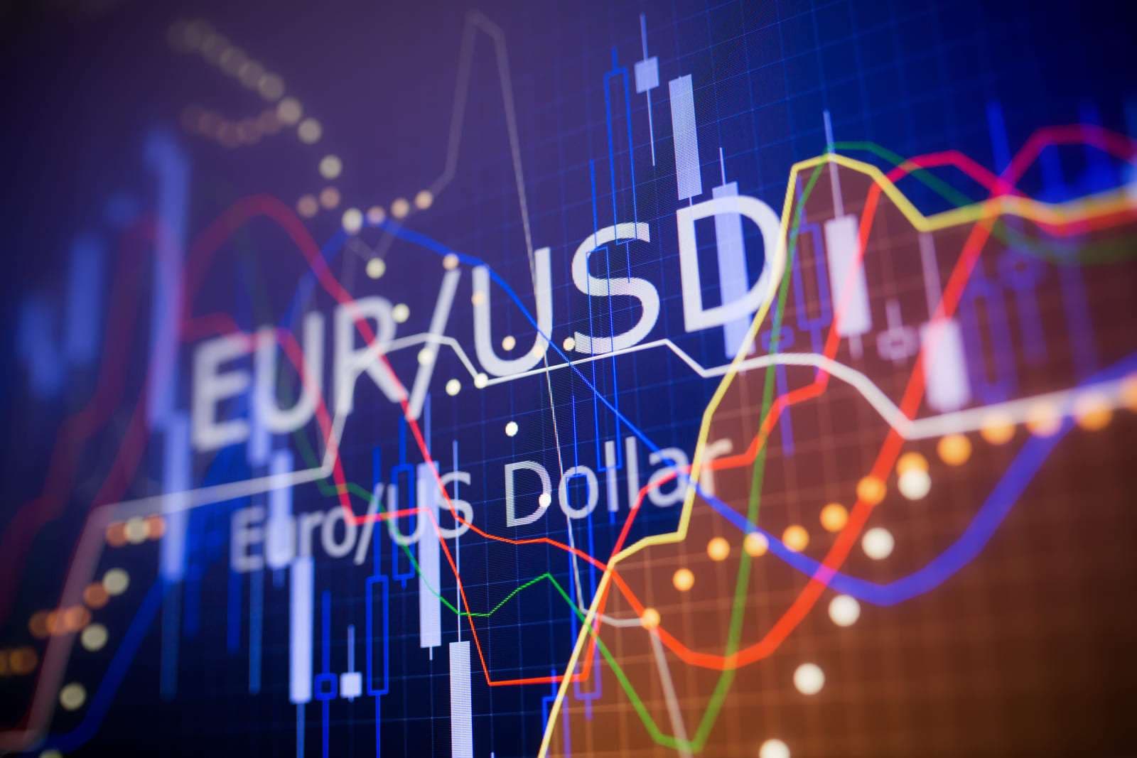 ING, Euro/Dolar Paritesinin Yıl Sonunda 1,18 Seviyesine Ulaşabileceğini Öngörüyor